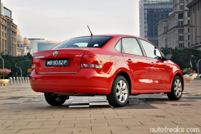 Polo Sedan